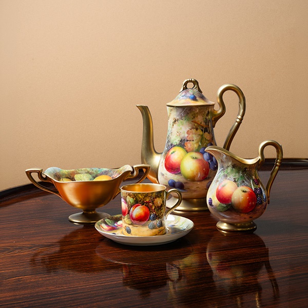 Interiors, Homes & Antiques