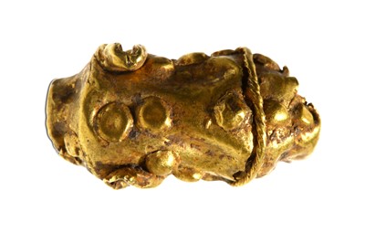 Lot 59 - A GOLD BRACELET TERMINAL Circa 1st Millennium...