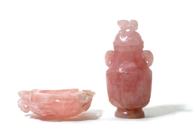 Lot 424 - A CHINESE ROSE QUARTZ VASE AND COVER AND A...