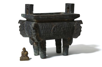 Lot 100 - A CHINESE BRONZE ARCHAISTIC INCENSE BURNER....