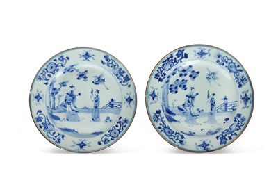 Lot 372 - A PAIR OF CHINESE BLUE AND WHITE DISHES. Qing...