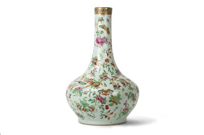 Lot 363 - A CHINESE FAMILLE ROSE 'BUTTERFLY AND FLOWERS'...