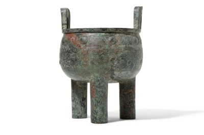 Lot 96 - A CHINESE ARCHAISTIC BRONZE. The ovoid body...