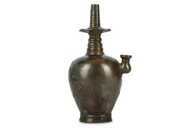 Lot 151 - A SMALL BRONZE EWER. Possibly Korean, Joseon...