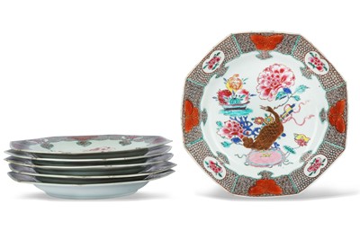 Lot 384 - A SET OF SIX CHINESE FAMILLE ROSE OCTAGONAL...