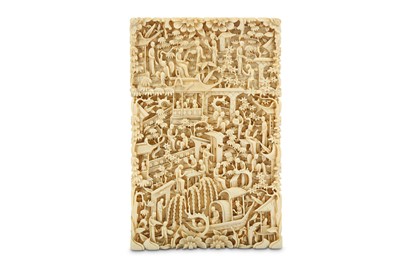 Lot 168 - A CHINESE CANTON CARVED IVORY CARD CASE. Qing...