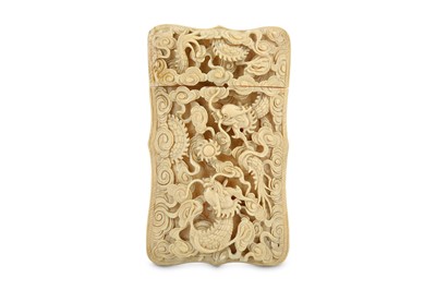 Lot 166 - A CHINESE CANTON CARVED IVORY CARD CASE. Qing...