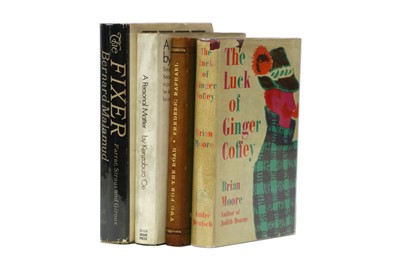 Lot 249 - Modern First Editions.- A large collection of...