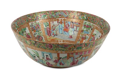 Lot 359 - A LARGE CHINESE CANTON FAMILLE ROSE PUNCH BOWL....