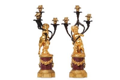 Lot 26 - A FINE PAIR OF NAPOLEON III 19TH CENTURY GILT...