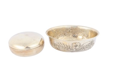 Lot 142 - A mid to late 20th century Italian 800...