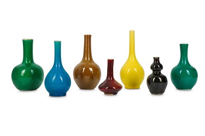 Lot 771 - A COLLECTION OF SEVEN MONOCHROME VASES....