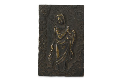Lot 1014 - A SMALL BRONZE PLAQUE OF MADONNA. Possibly...