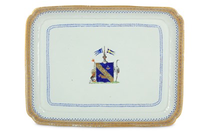 Lot 568 - A CHINESE FAMILLE ROSE ARMORIAL TRAY. Qing...