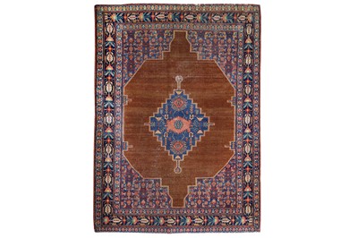 Lot 19 - AN ANTIQUE SENNEH RUG, WEST PERSIA approx: 6ft....