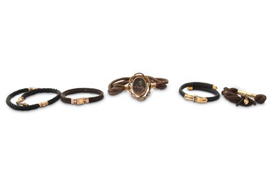 Lot 324 - A GROUP LOT OF HAIRWORK JEWELS, LATE 19th / ...