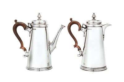Lot 468 - An Elizabeth II sterling silver café au lait or two-piece coffee set, London 1955 / 60 by JCL, John Charles Lowe?