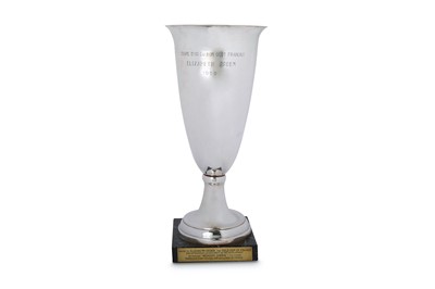 Lot 182 - COUPE D'OR DU BON GOUT FRANCAIS, ELIZABETH...
