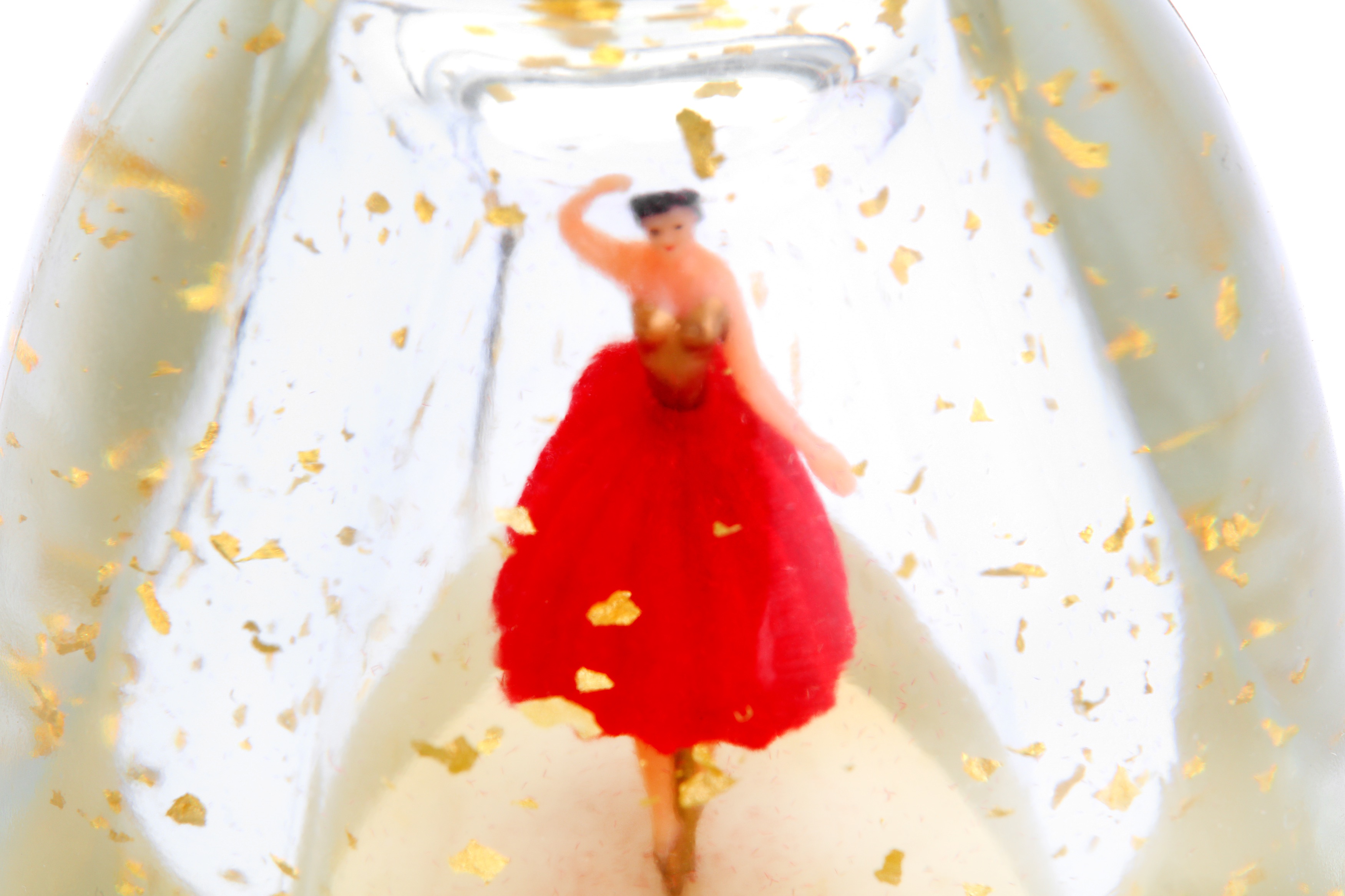 bols ballerina gold liqueur red dress Lot 375 Specialt Vinegar