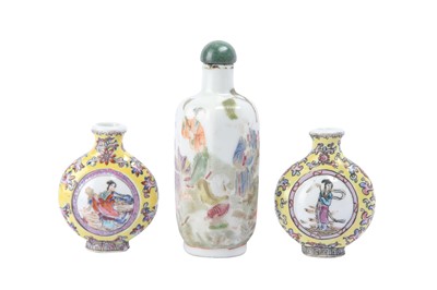 Lot 648 - THREE CHINESE FAMILLE ROSE SNUFF BOTTLES.