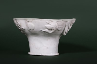Lot 9 - A LARGE CHINESE BLANC-DE-CHINE LIBATION CUP.