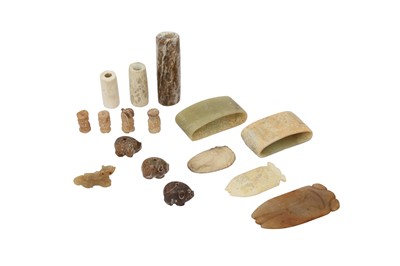 Lot 581 - A COLLECTION OF CHINESE JADE BEADS.