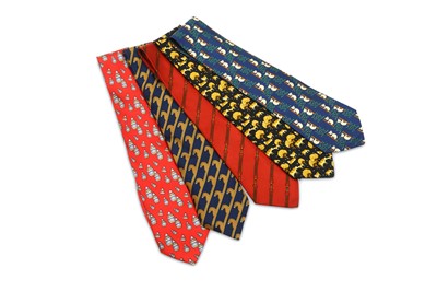 Lot 158 - Five Hermes Silk Ties