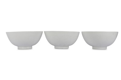 Lot 416 - A SMALL GROUP OF CHINESE CERAMISC.