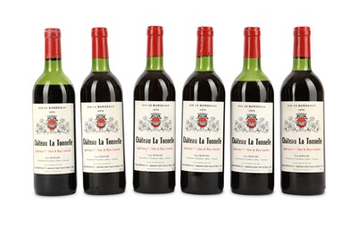 Lot 171 - Chateau la Tonnelle 1975 Blaye, Bordeaux.