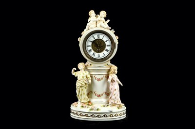 Lot 276 - A 19th Century to early 20th Century porcelain...