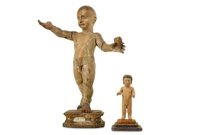 Lot 47 - A 17TH  / 18TH CENTURY SPANISH CARVED AND...