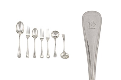 Lot 323 - A George V sterling silver part-table service of flatware / canteen, Sheffield 1927 by Walker & Hall