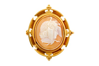 Lot 17 - A shell cameo brooch, mid to late 19th century,...