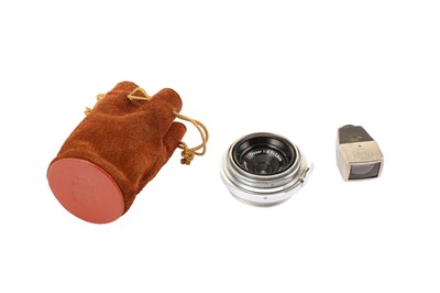 Lot 162 - A Carl Zeiss Jena 2.8cm f/8 Tessar Lens (Contax Mount)