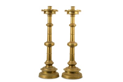 Lot 257 - A PAIR OF LATE 19TH CENTURY ENGLISH BRONZE...