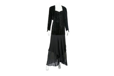Lot 112 - Chanel Boutique Black Crushed Velvet Ensemble - size 40