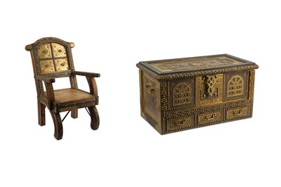Lot 322 - A 20th Century Anglo-Indian style trunk,...