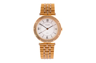Lot 410 - VAN CLEEF.