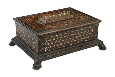 Lot 96 - λ A MUDEJAR BONE AND IVORY-INLAID WOODEN CASKET