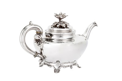 Lot 475 - A William IV sterling silver bachelor teapot, London 1834 by Edward, Edward junior, John & William Barnard