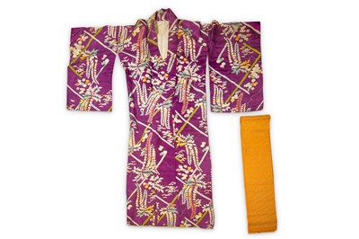 Lot 677 - A SILK KIMONO AND AN OBI.