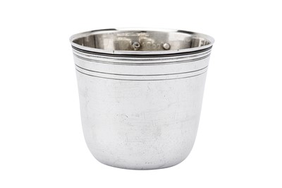 Lot 260 - A Louis XV French mid-18th century silver beaker, Paris 1767 by J.H(?)