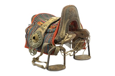 Lot 68 - λ A LACQUERED SHAGREEN-LINED WOODEN SADDLE