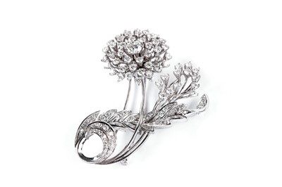 Lot 5 - A diamond flower brooch