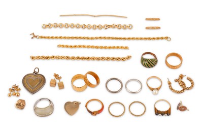Lot 46 - A collection of jewellery