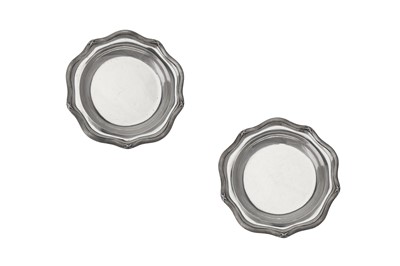 Lot 553 - A pair of Victorian sterling silver second course dishes London 1857 by John Samuel Hunt