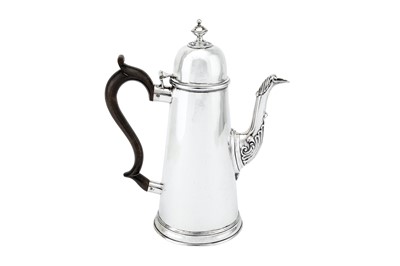 Lot 519 - An extremely rare George II English provincial coffee pot, Liverpool circa 1730 by Benjamin Brancker (active until 1734)