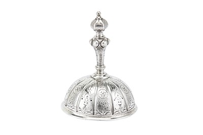 Lot 539 - A rare early Victorian sterling silver ‘Abercorn pattern’ table bell, London 1838 by Robert Garrard II (reg. 16th April 1818)