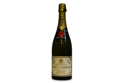 Lot 46 - Moet et Chandon 1964