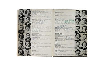 Lot 234 - Presley (Elvis)